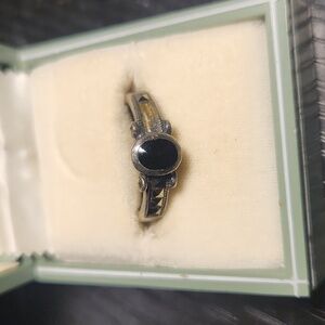 DISCOUNTED - Vintage Sterling Silver Ring Sz 7.5